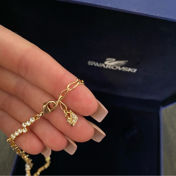 Swarovski Necklace ๐ - Picture 8 of 8